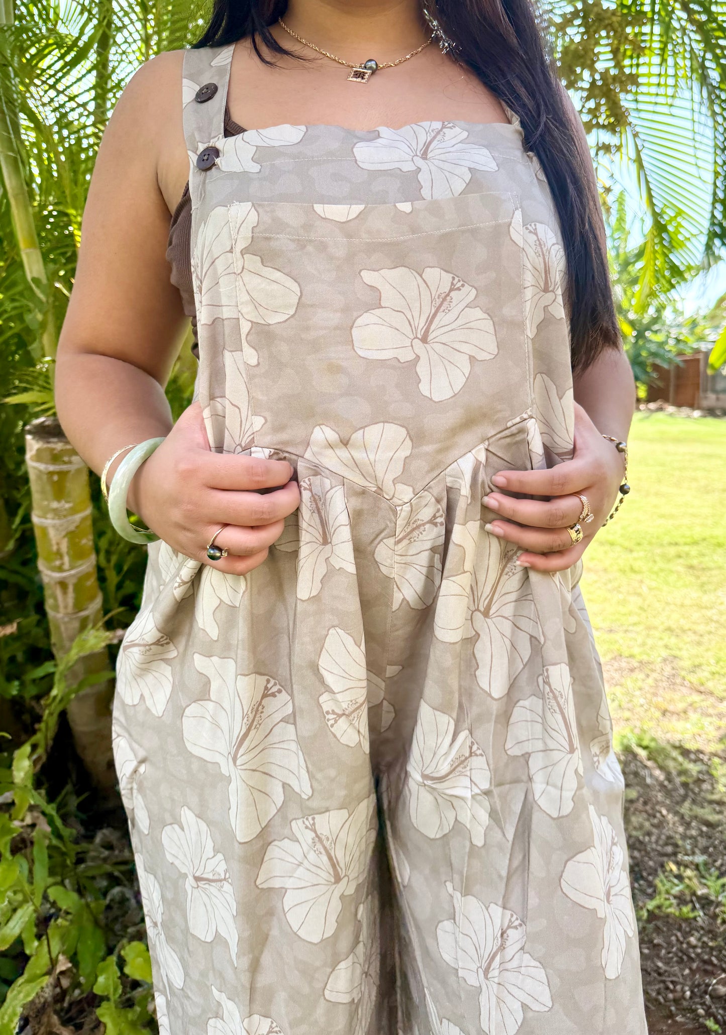Ani Jumper (Tan Leopard Hibiscus)